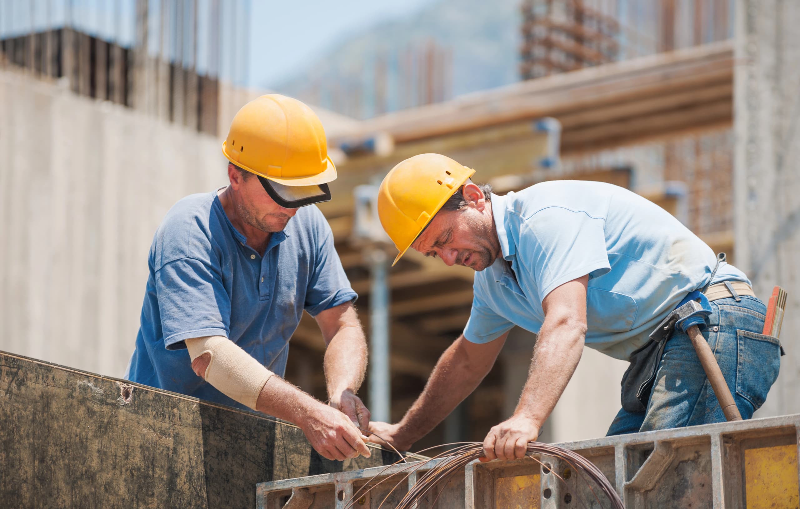 How Lab Safety Management Tools’ Safety Observation App Transforms Workplace Safety and Compliance